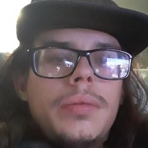 Meet your Posher, Julian